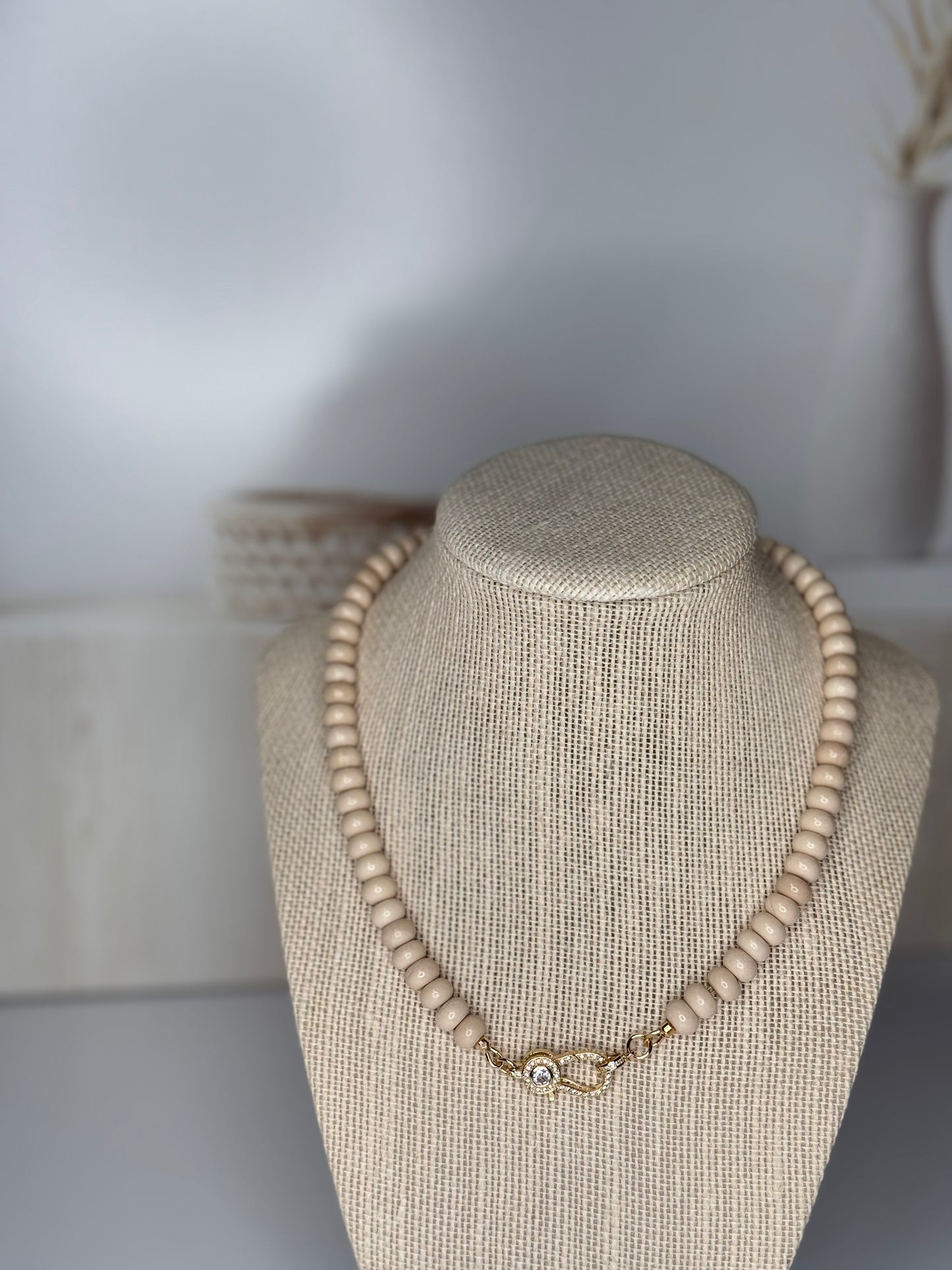 Natural Cream River Necklace